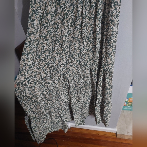 Nwt ditsy floral Maxi dress size XL - Picture 2 of 8